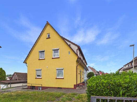 Doppelhaushälfte zum Kauf 279.000 € 5 Zimmer 90,6 m² 704 m² Grundstück Bretten Bretten 75015