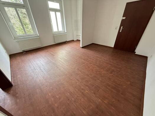 Studio zur Miete 185 € 2 Zimmer 33 m² 1. Geschoss Augsburger Str. 68 Bernsdorf Chemnitz 09126