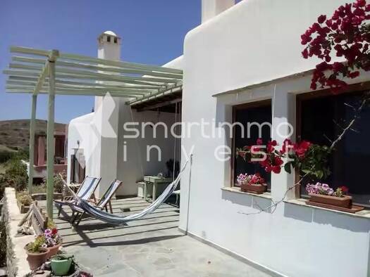 Einfamilienhaus zum Kauf 470.000 € 4 Zimmer 150 m² 1.100 m² Grundstück Municipality of Syros and Ermoupoli 841 00