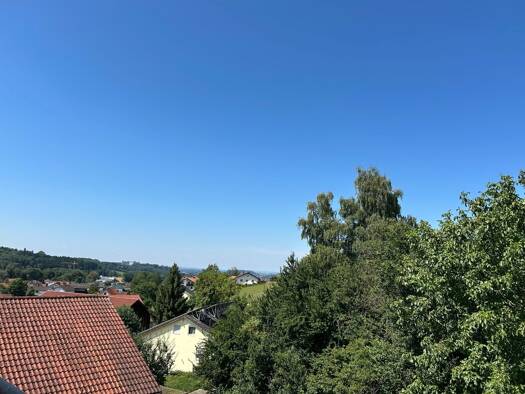 Wohnung zur Miete 714 € 3 Zimmer 85 m² Geschoss 2/2 frei ab 01.09.2025 Schulstraße 3 Mietraching Deggendorf 94469