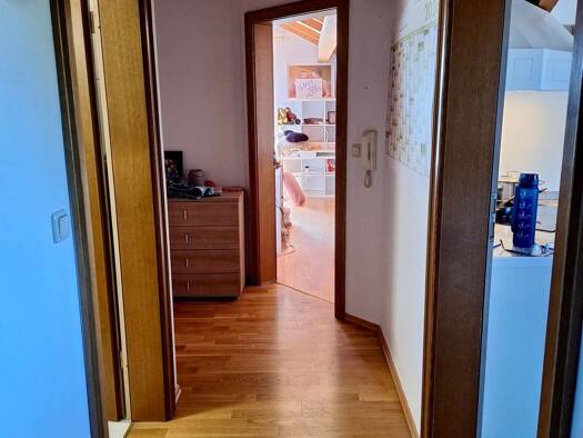 Wohnung zur Miete 1.200 € 2,5 Zimmer 70 m² Geschoss 2/2 frei ab 01.11.2026 Aising Rosenheim 83026