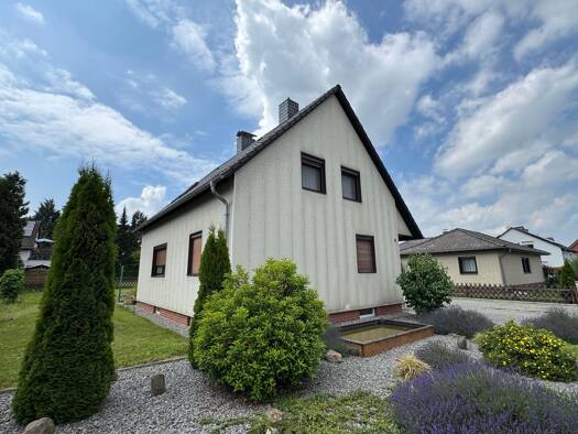 Einfamilienhaus zum Kauf 180.000 € 7 Zimmer 130 m² 868 m² Grundstück frei ab 01.08.2026 Süpplingen 38373