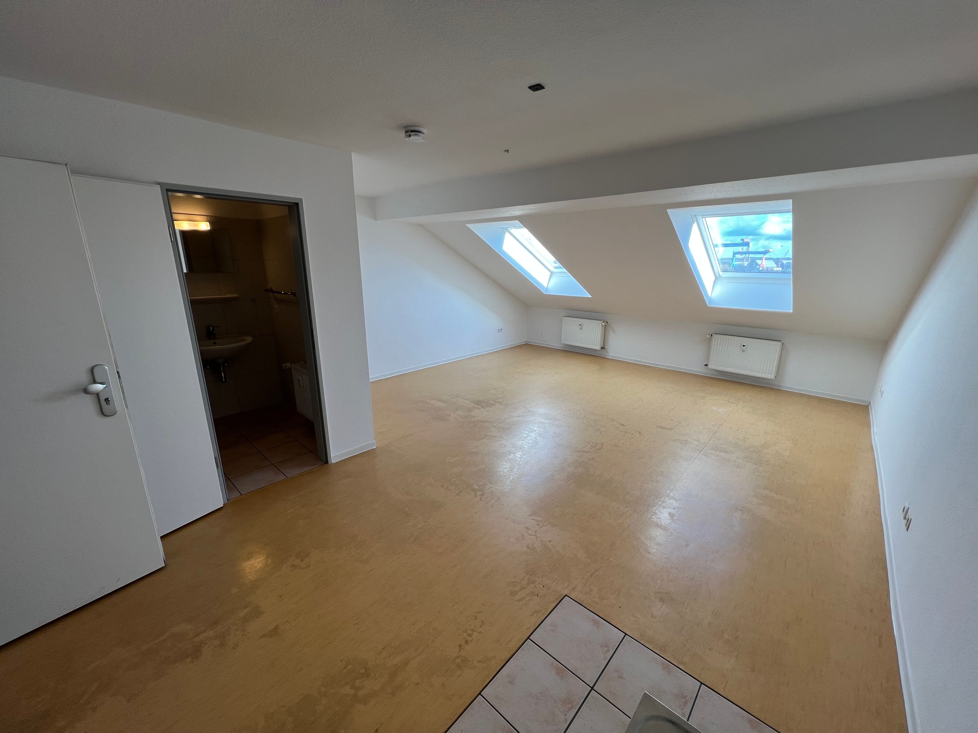 Wohnung zur Miete 500 € 1 Zimmer 27,7 m²<br/>Wohnfläche Muhliusstraße 36 Damperhof Kiel 24103