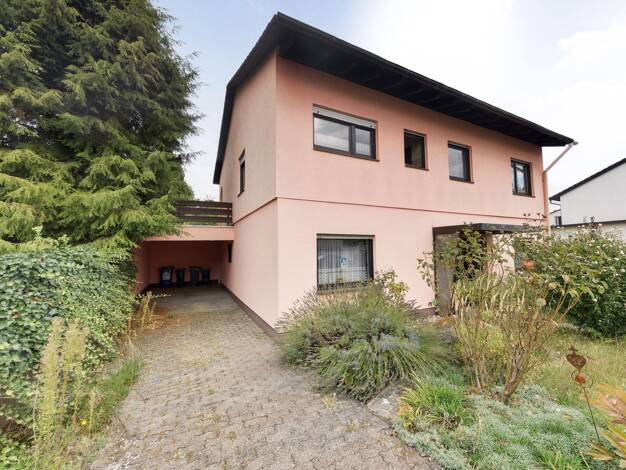 Einfamilienhaus zum Kauf 200.000 € 4,5 Zimmer 116 m² 862 m² Grundstück Rosenweg 5 Lich Lich 35423