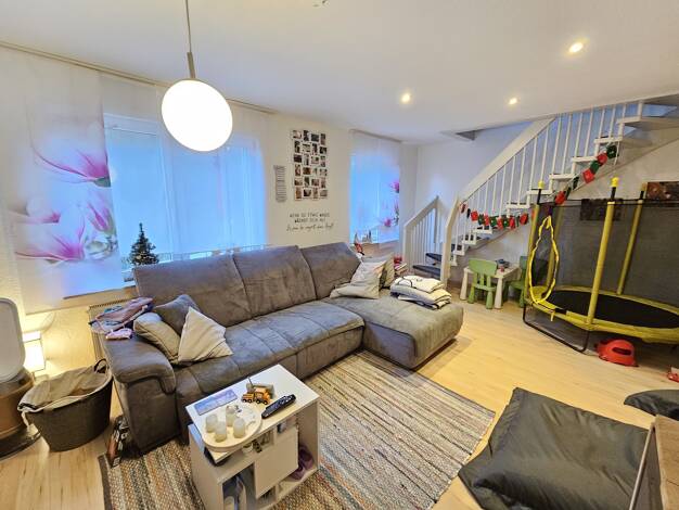 Einfamilienhaus zum Kauf 279.000 € 9 Zimmer 217 m² 518 m² Grundstück Luisenthal 99885