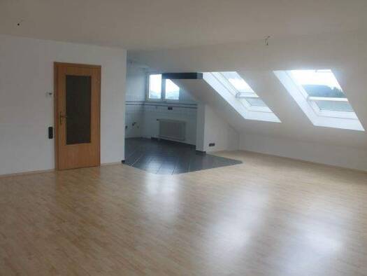Wohnung zur Miete 615 € 3,5 Zimmer 100 m² frei ab sofort Dickenberg Lüdenscheid 58513