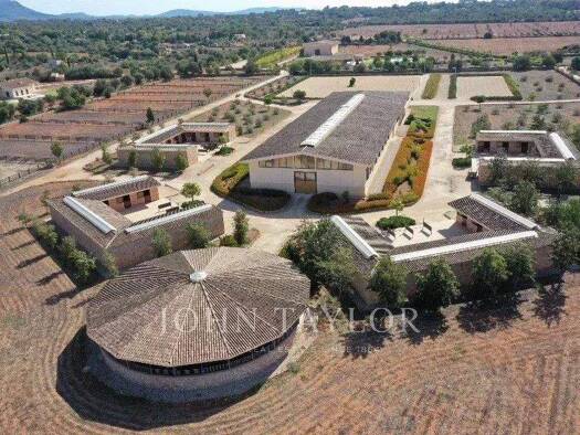 Reiterhof zum Kauf provisionsfrei 25.000.000 € 400.000 m² Grundstück Llucmajor 07609