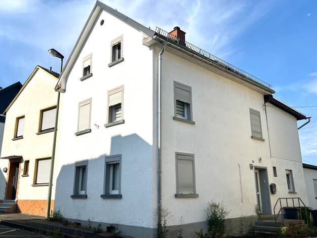 Einfamilienhaus zum Kauf provisionsfrei 136.000 € 6 Zimmer 160 m² 366 m² Grundstück Höhr-Grenzhausen 56203