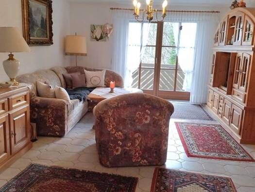 Wohnung zur Miete 850 € 2,5 Zimmer 73 m² Geschoss 1/2 frei ab 01.08.2026 Bad Reichenhall 83435