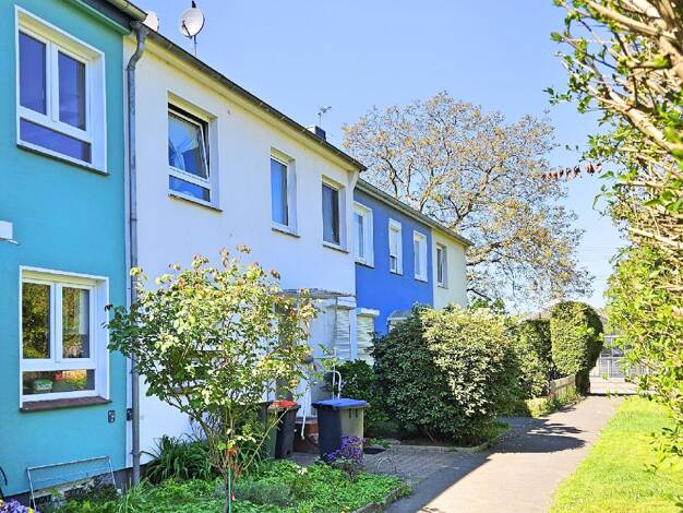 Haus zum Kauf 485.000 € 8 Zimmer 161 m² 177 m² Grundstück Sülldorf Hamburg 22589