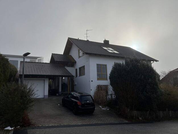 Wohnung zur Miete 820 € 2,5 Zimmer 95,7 m² 1. Geschoss frei ab 01.02.2026 Griesbach Bad Griesbach 94086