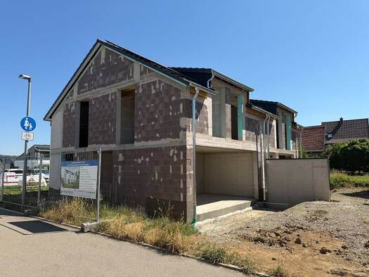 Doppelhaushälfte zum Kauf provisionsfrei 798.000 € 6 Zimmer 146 m² 237 m² Grundstück Gärtringen 71116