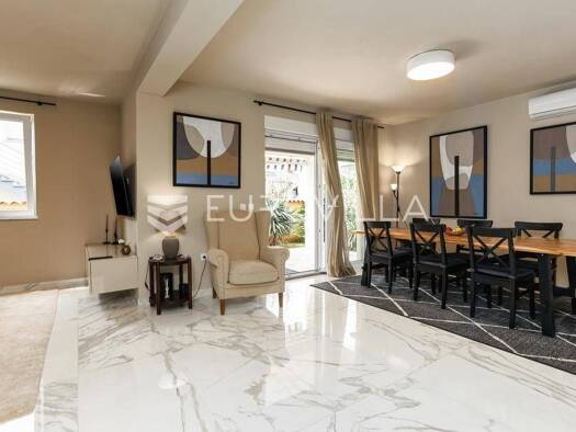 Wohnung zur Miete 1.900 € 3 Zimmer 115 m² Valbandon Fazana