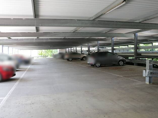 Außenstellplatz zur Miete 49 € Weißdornstraße 15 Grünau-Ost West 04209