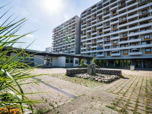Wohnung zur Miete 998 € 3 Zimmer 84 m² 5. Geschoss frei ab 01.08.2026 Rostocker Str. 51/314 Bad Cannstatt Stuttgart 70376