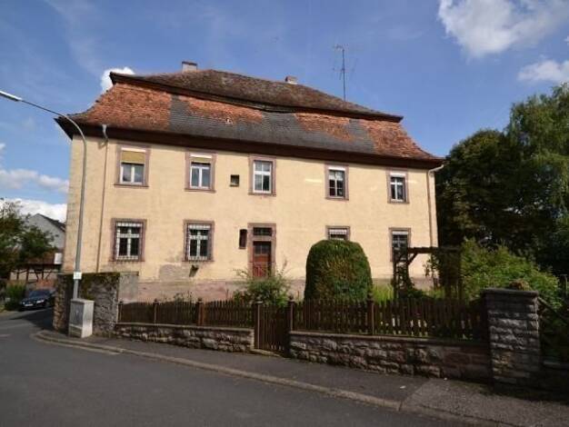 Schloss zum Kauf 510.000 € 1.689 m² 2.002 m² Grundstück Frontstr. 1 Wartmannsroth Wartmannsroth 97797