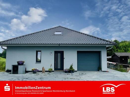 Bungalow zum Kauf 399.000 € 4 Zimmer 155 m² 1.401 m² Grundstück Bellin Krakow am See 18292