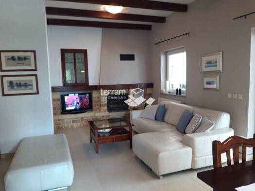 Haus zum Kauf 1.200.000 € 8 Zimmer 430 m² Fažana