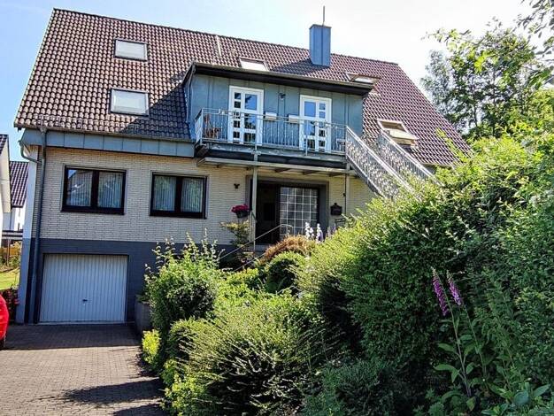 Mehrfamilienhaus zum Kauf provisionsfrei 695.000 € 10 Zimmer 273 m² 1.090 m² Grundstück Solingen-Mitte Solingen 42655