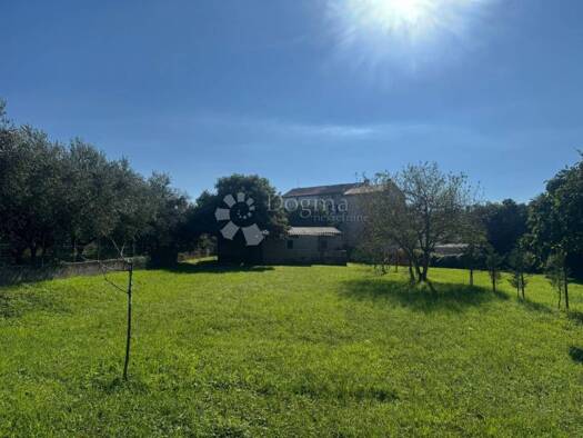 Wohn- und Gewerbegrundstück zum Kauf 210.000 € Cancini, Poreč Poreč 52440