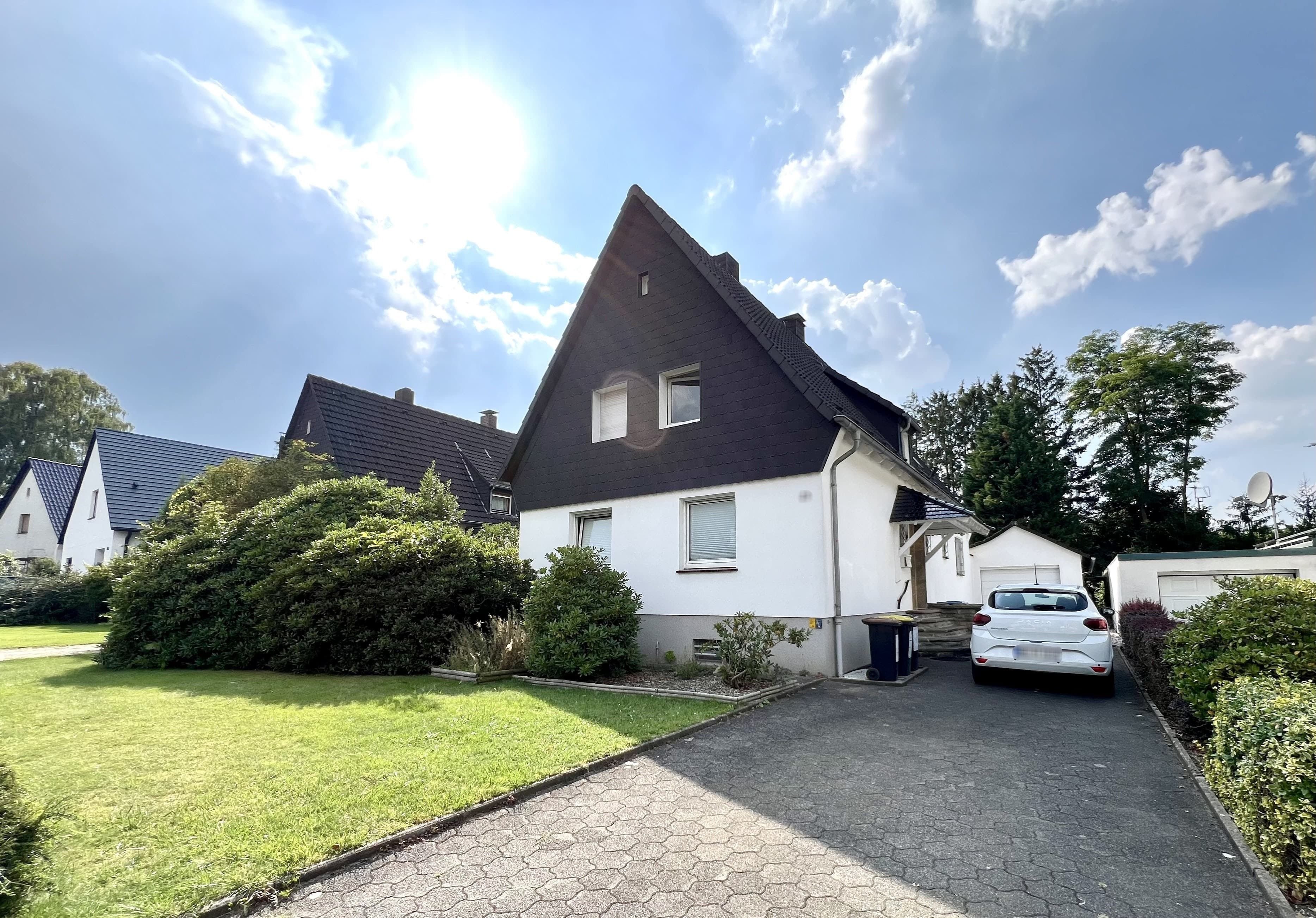 Einfamilienhaus zum Kauf 620.000 € 7 Zimmer 147 m²<br/>Wohnfläche 976 m²<br/>Grundstück Lücklemberg Dortmund 44229