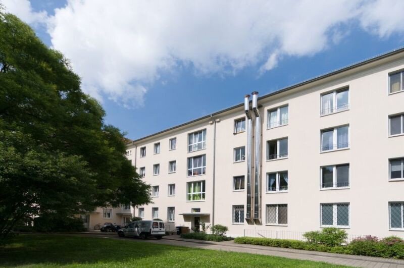 Wohnung zur Miete 589 € 2 Zimmer 64,4 m²<br/>Wohnfläche 3.<br/>Geschoss 04.02.2025<br/>Verfügbarkeit Schweizer Str. 6 Südvorstadt-West (Bayrische Str.) Dresden 01069