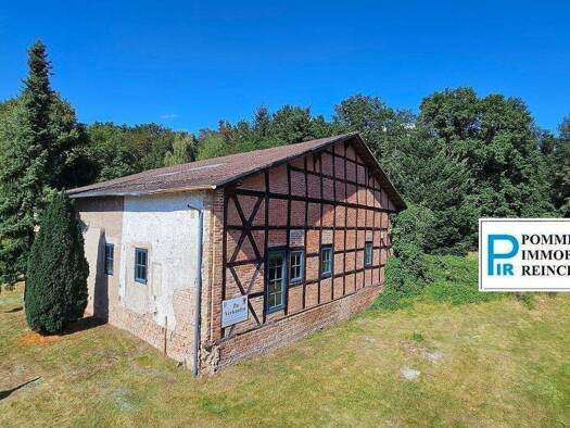 Mehrfamilienhaus zum Kauf provisionsfrei 114.000 € 6 Zimmer 281 m² 1.230 m² Grundstück frei ab sofort Dorfstraße 80 b Rothemühl 17379