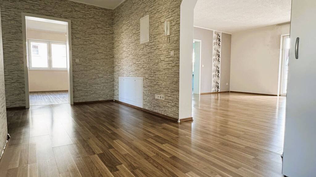 Wohnung zum Kauf 299.000 € 3 Zimmer 101 m² Geschoss 1/3 frei ab sofort Aßlar 35614