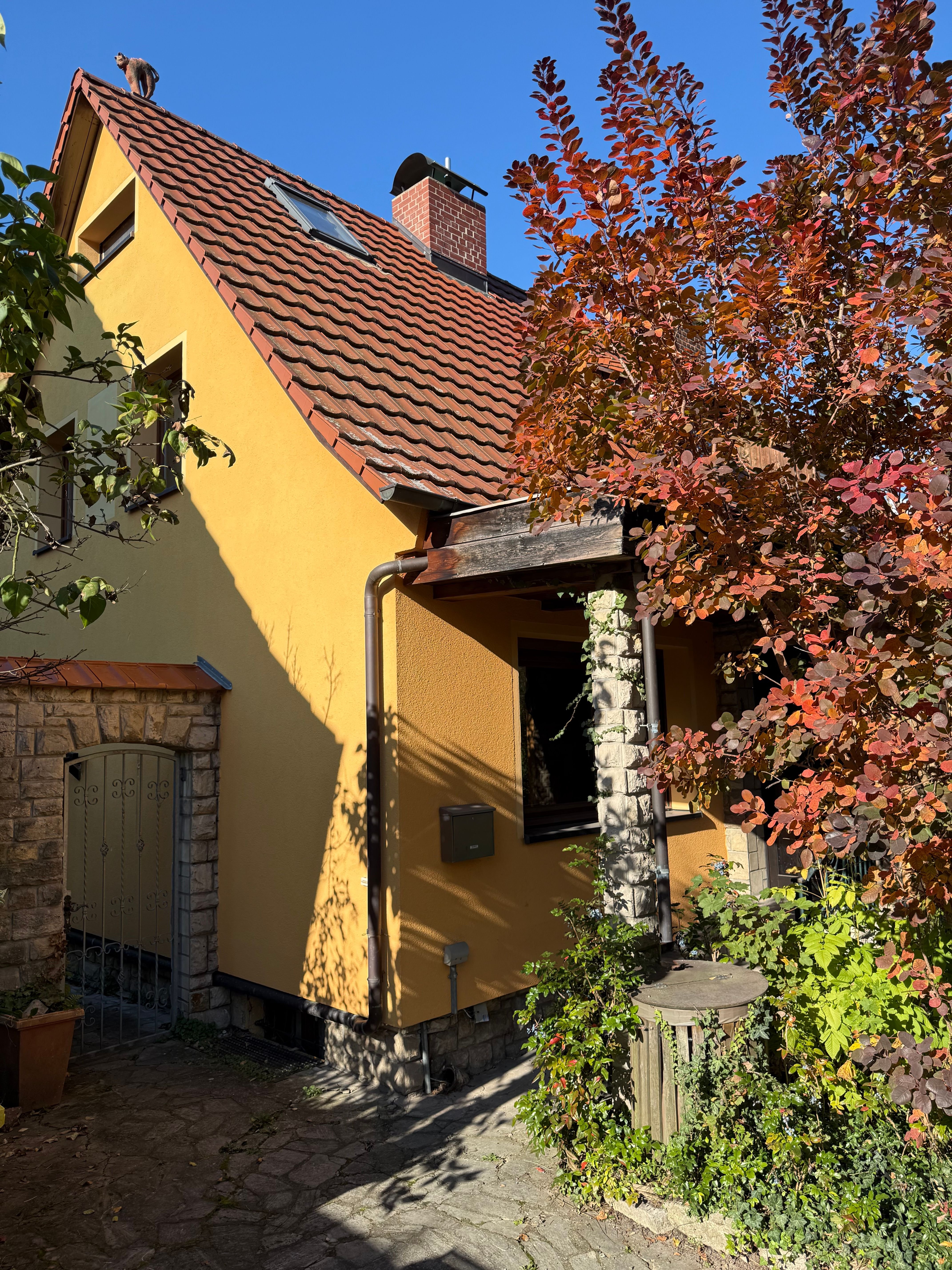 Mehrfamilienhaus zum Kauf 320.000 € 4 Zimmer 90 m²<br/>Wohnfläche 312 m²<br/>Grundstück ab sofort<br/>Verfügbarkeit Eugen-Diederichs-Straße 8 Wenigenjena - Schlegelsberg Jena 07749