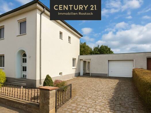 Doppelhaushälfte zum Kauf 259.000 € 4,5 Zimmer 145 m² 503 m² Grundstück frei ab sofort Güstrow 18273