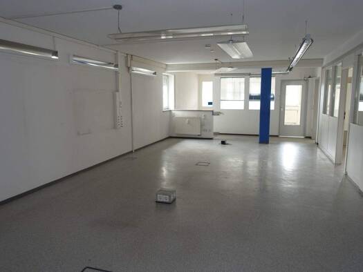 Sonstiges zur Miete 2.500 € Traunreut 83301