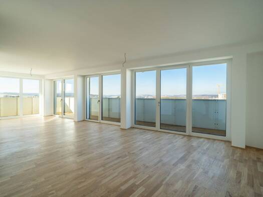 Wohnung zur Miete - Erstbezug 1.700 € 3 Zimmer 101,6 m² 10. Geschoss frei ab 01.10.2026 Dr.-Gessler-Straße 2 Großprüfening-Dechbetten-Königswiesen Regensburg 93051