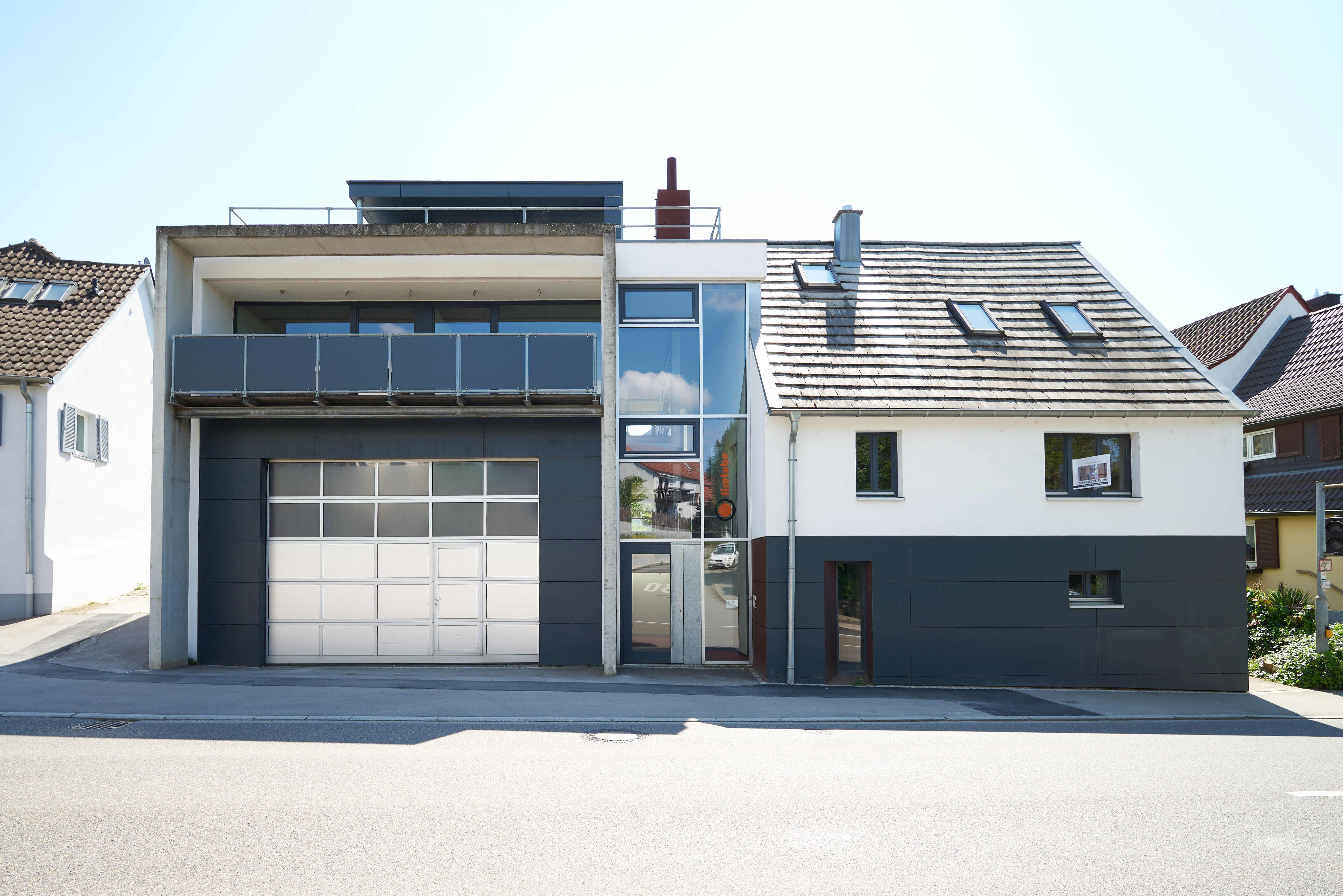 Wohn- und Geschäftshaus zum Kauf 890.000 € 7 Zimmer 200 m²<br/>Fläche 327 m²<br/>Grundstück ab sofort<br/>Verfügbarkeit Neuhausen auf den Fildern 73765