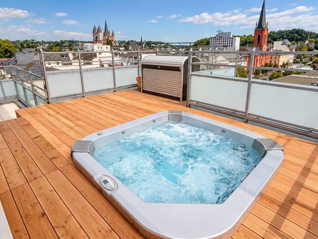 Penthouse zum Kauf provisionsfrei 770.000 € 4 Zimmer 201 m² 5. Geschoss Hofheim Hofheim am Taunus 65719