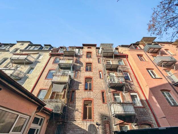 Mehrfamilienhaus zum Kauf als Kapitalanlage geeignet 1.640.000 € 32 Zimmer 668,9 m² 320 m² Grundstück Steinbühl Nürnberg 90459