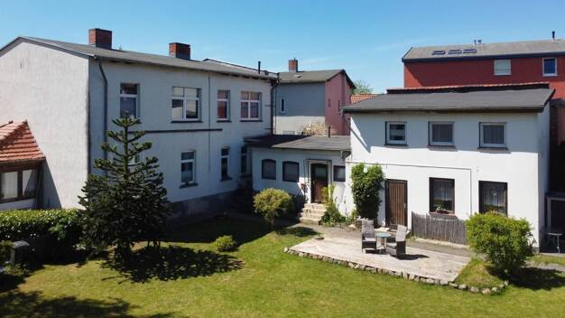 Mehrfamilienhaus zum Kauf 339.000 € 8 Zimmer 283,7 m² 1.182 m² Grundstück frei ab sofort Klosterkoppel Barth 18356