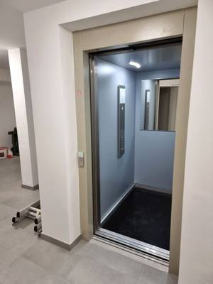 Wohnung zur Miete 700 € 2 Zimmer 83 m²<br/>Wohnfläche ab sofort<br/>Verfügbarkeit Windelsbleicher Straße Kammerich Bielefeld 33647