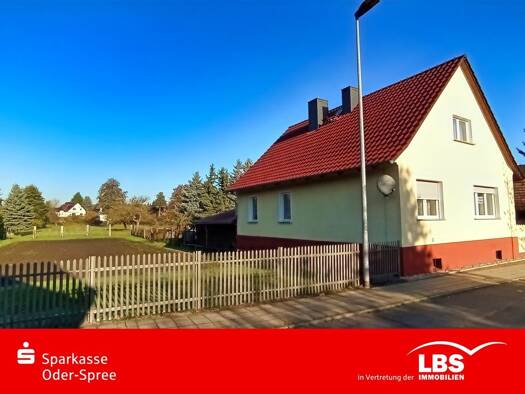 Einfamilienhaus zum Kauf provisionsfrei 125.000 € 4 Zimmer 97,7 m² 5.950 m² Grundstück frei ab sofort Bresinchen Guben 03172