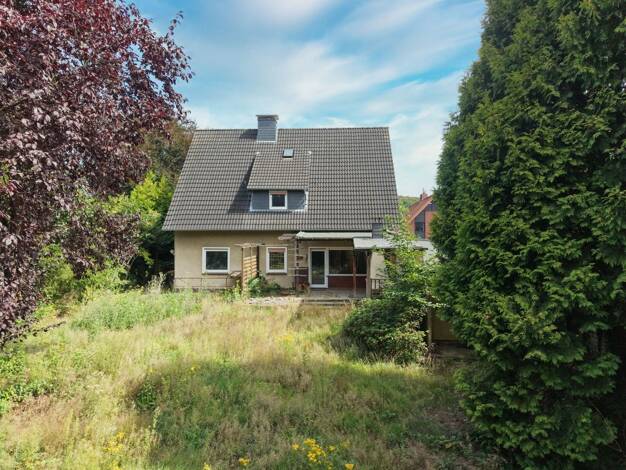 Einfamilienhaus zum Kauf 284.000 € 9 Zimmer 190,4 m² 806 m² Grundstück Lippinghausen Hiddenhausen 32120