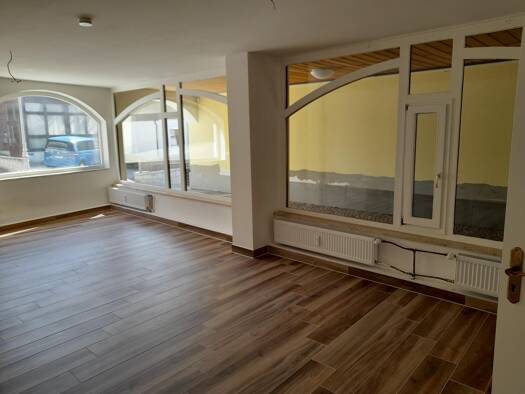 Bürofläche zur Miete 450 € 2 Zimmer 85 m² Bürofläche Schusterbeckstraße 21 Grafenau 94481