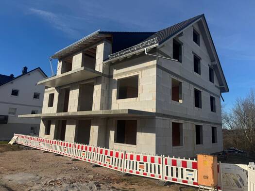 Mehrfamilienhaus zum Kauf 645.000 € 21 Zimmer 569,5 m² 1.070 m² Grundstück Aue 08280