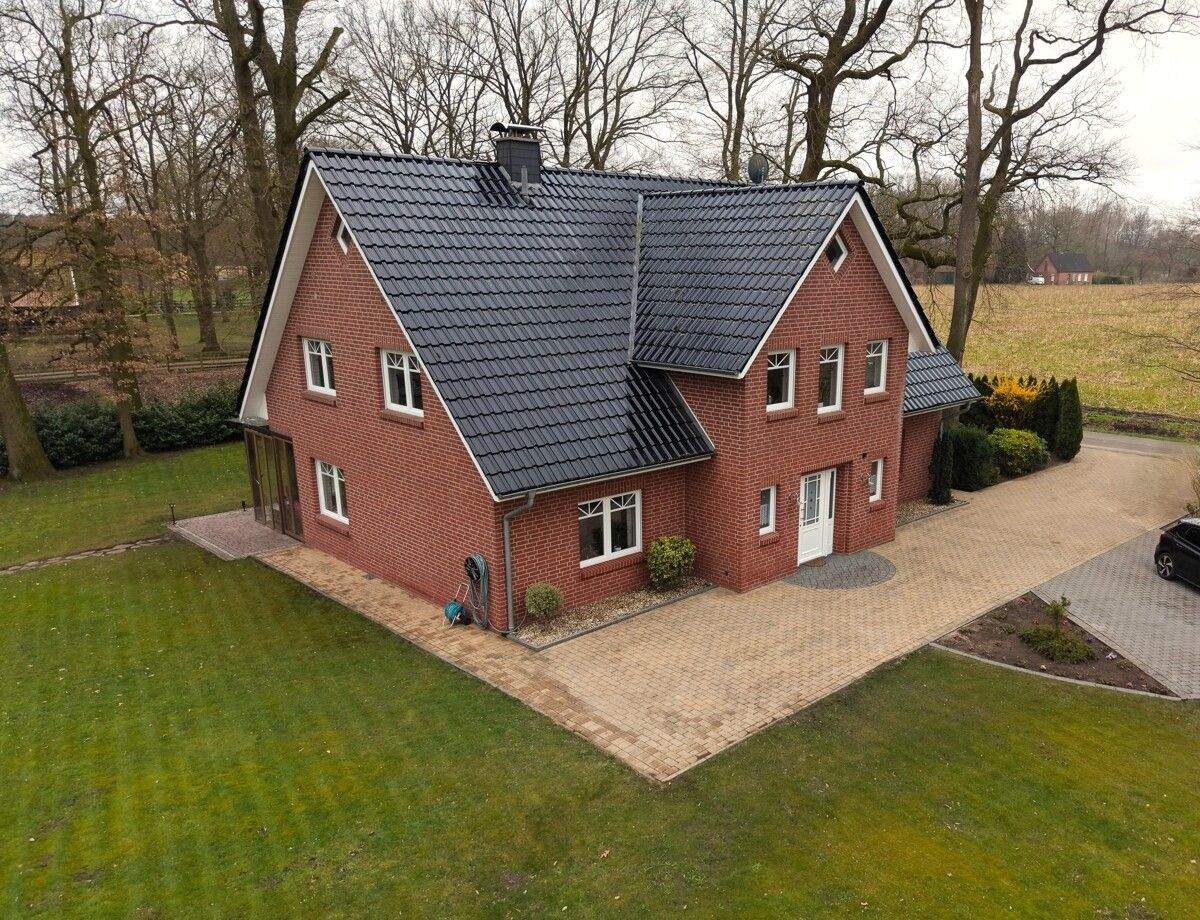 Immobilie in Bakum - Zweifamilienhaus im idyllischen Außenbereich von Bakum.      6.345 m² Grundstück. Solarthermie u. Nebengebäude. - Bild 4