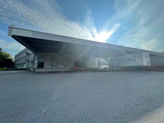 Lagerhalle zur Miete provisionsfrei 4,50 € 6.626,6 m² Lagerfläche teilbar ab 6.626,6 m² Harpen Bochum 44805