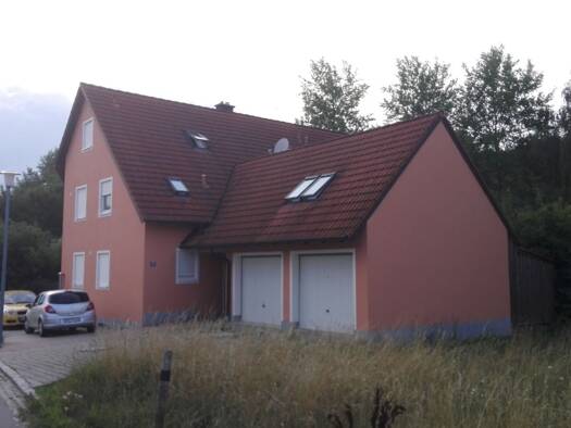 Wohnung zur Miete 590 € 2,5 Zimmer 75 m² Geschoss -1/2 frei ab sofort Parsberg 92331