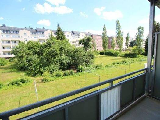 Wohnung zur Miete 286 € 2 Zimmer 54 m² 2. Geschoss frei ab sofort Thüringer Weg 28 Bernsdorf Chemnitz 09126