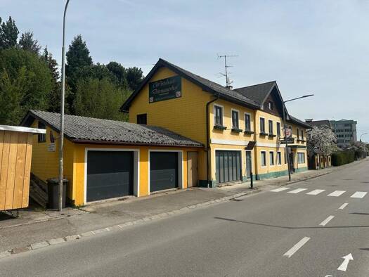 Restaurant zum Kauf 1.070 € 1.011 m² Grundstück Vöcklabruck 4840