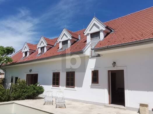Villa zum Kauf 800.000 € 5 Zimmer 253 m² 327 m² Grundstück Parndorf 7111