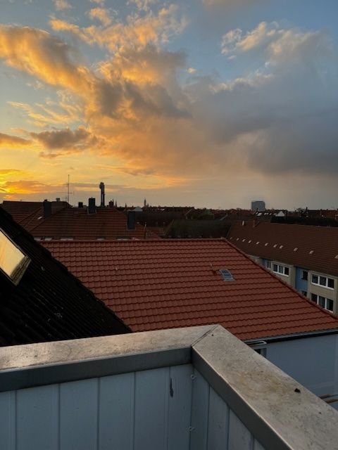 Wohnung zur Miete 1.315 € 3 Zimmer 92 m²<br/>Wohnfläche 4.<br/>Geschoss ab sofort<br/>Verfügbarkeit Heinrichstr. 25 Am Hagenring Braunschweig 38106