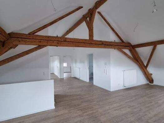 Studio zur Miete 890 € 3 Zimmer 109 m² 2. Geschoss Straßkirchen 94342