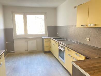 Wohnung zur Miete 408 € 2 Zimmer 68 m² 2. Geschoss Saalfelder Straße 21 Lusan Gera 07549